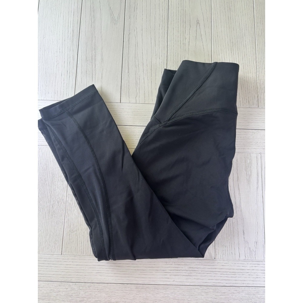 ululemon Black Mesh Panel Crop Leggings Women's Size 6 Athletic Yoga GUC